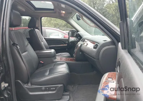 2008 Chevrolet Tahoe Ltz z USA, uszkodzony, nr VIN 1GNFK13038R176495